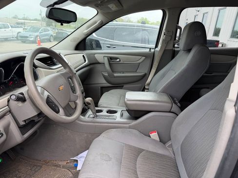 Used 2014 Chevrolet Traverse LS FWD image 5