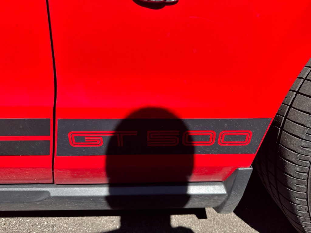 Used 2010 Ford Mustang Shelby GT500 RWD image 12