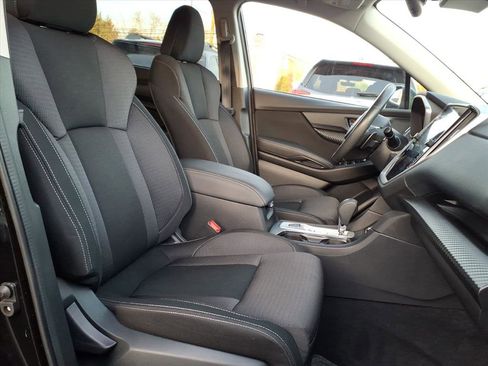 Used 2023 Subaru Ascent Premium w/ Convenience Package image 6