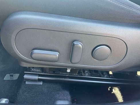 Used 2024 Hyundai Kona SEL image 18