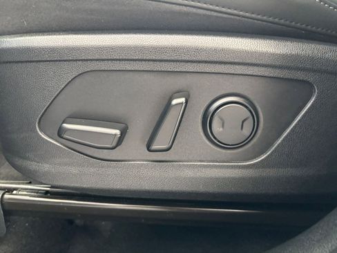 Used 2024 Kia Sorento S AWD/4WD image 23
