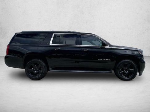 Used 2017 Chevrolet Suburban LT w/ LT Midnight Edition RWD image 5