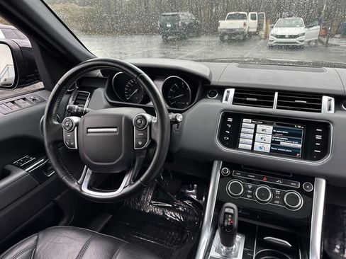 Used 2014 Land Rover Range Rover Sport HSE image 16