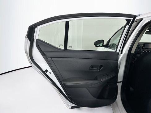 Used 2025 Nissan Sentra S image 24