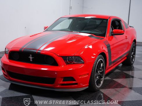 Used 2013 Ford Mustang Boss 302 w/ Boss 302 Accessory Pkg RWD image 16