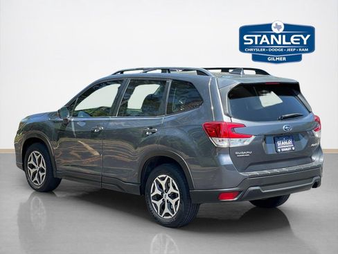 Used 2020 Subaru Forester Premium AWD/4WD image 5