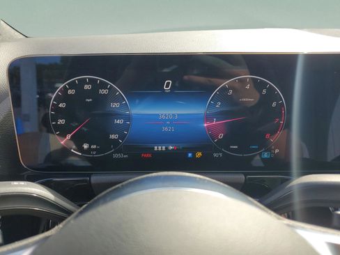 Certified 2025 Mercedes-Benz GLA 250 image 17