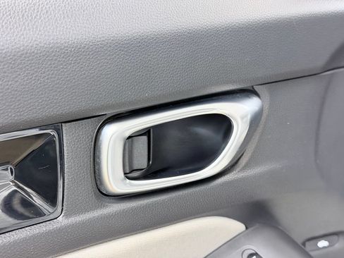 Used 2022 Honda Civic EX image 9