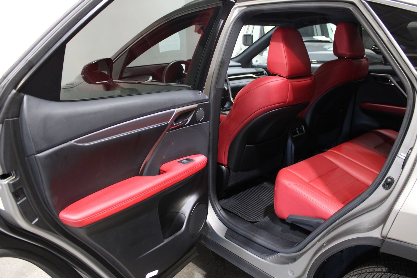 Used 2022 Lexus RX 350 F Sport w/ Accessory Package AWD/4WD image 8