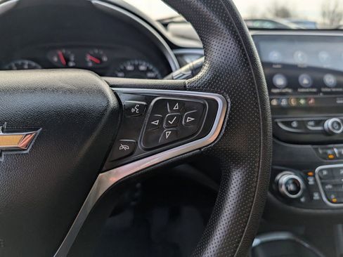 Used 2022 Chevrolet Malibu LT image 29