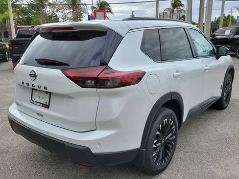 New 2026 Nissan Rogue Dark Armor FWD image 7