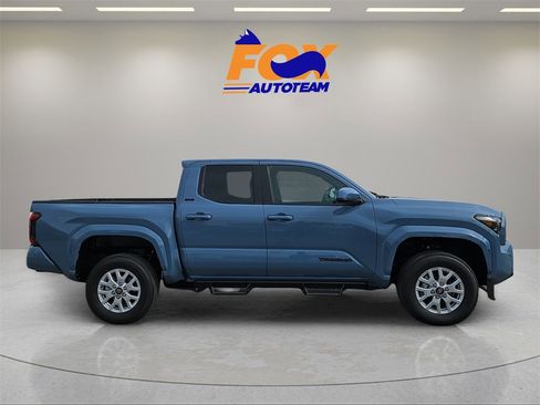 New 2026 Toyota Tacoma SR5 image 5