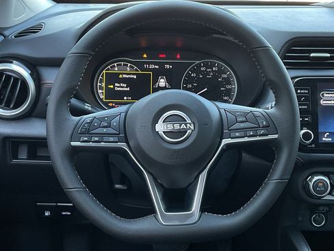 New 2025 Nissan Versa SR w/ Trunk Package image 19