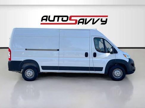 Used 2023 RAM ProMaster 2500 FWD image 8