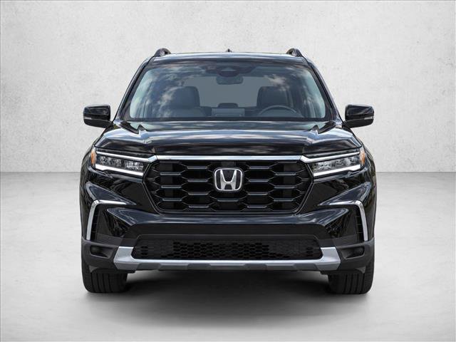Used 2025 Honda Pilot Elite image 2