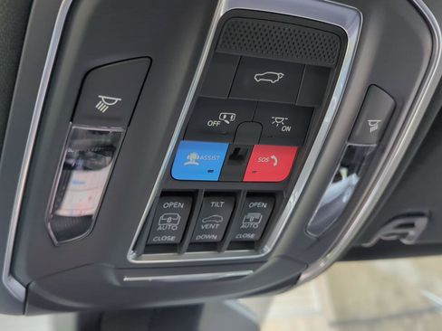 New 2026 Jeep Grand Wagoneer L Limited image 29