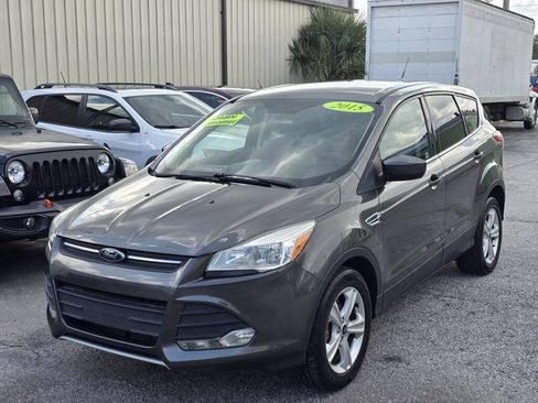 Used 2015 Ford Escape SE FWD image 4