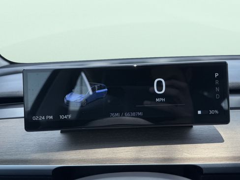 Used 2018 Tesla Model 3 Long Range AWD/4WD image 4