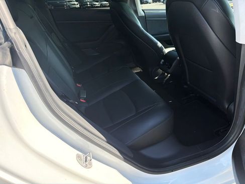 Used 2020 Tesla Model 3 Standard Range Plus RWD image 15