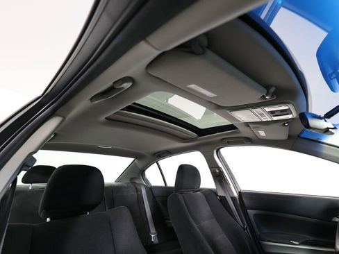 Used 2010 Honda Accord EX image 37