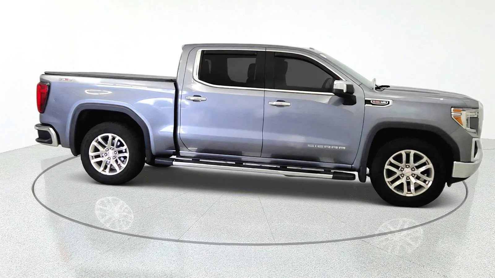 Used 2019 GMC Sierra 1500 SLT w/ SLT Premium Plus Package AWD/4WD image 10