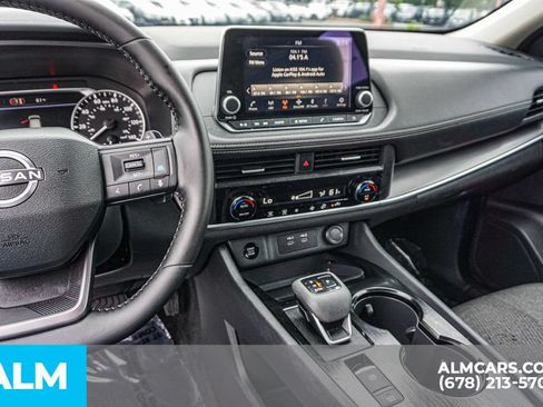 Used 2026 Nissan Rogue SV FWD image 31