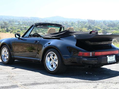 Used 1989 Porsche 911 Carrera RWD image 5