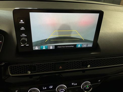 Used 2023 Honda Civic Touring image 8