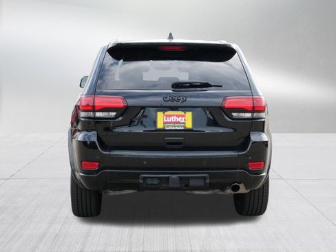 Used 2022 Jeep Grand Cherokee Laredo X AWD/4WD image 6