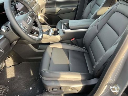 New 2026 GMC Terrain Elevation w/ Elevation Premium Package image 17