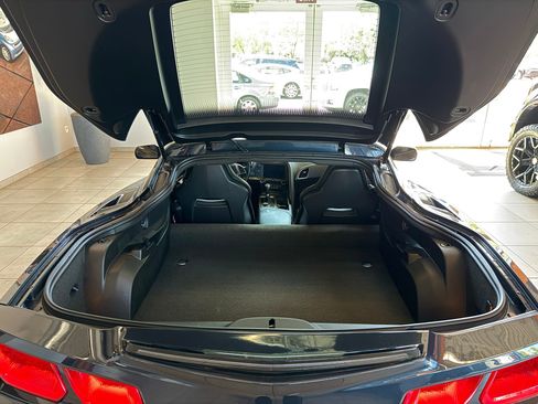 Used 2014 Chevrolet Corvette Stingray Coupe image 17