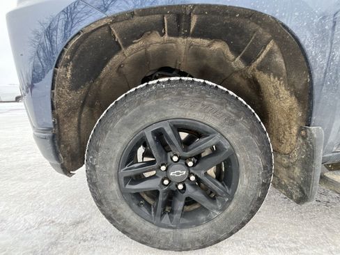 Used 2021 Chevrolet Silverado 1500 LT Trail Boss image 17