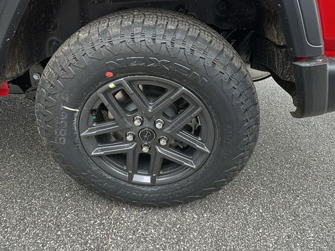 New 2025 Jeep Wrangler Sport S image 13