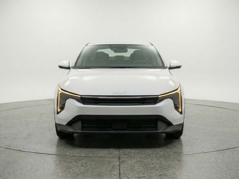 Used 2025 Kia K4 FWD image 2