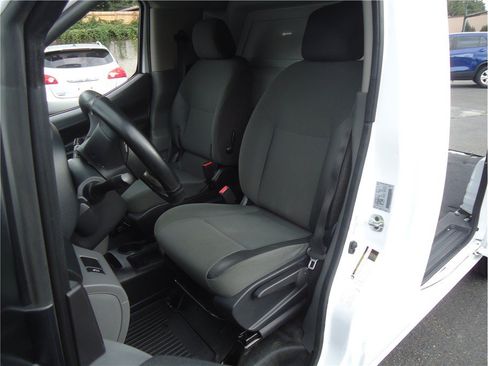 Used 2021 Nissan NV200 S FWD image 16