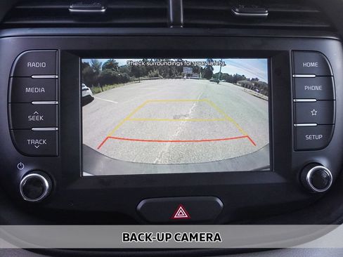 Used 2021 Kia Soul LX FWD image 3