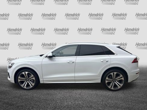 Used 2019 Audi Q8 Prestige w/ Luxury Package AWD/4WD image 7