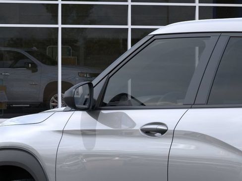New 2026 Chevrolet TrailBlazer LS AWD/4WD image 14