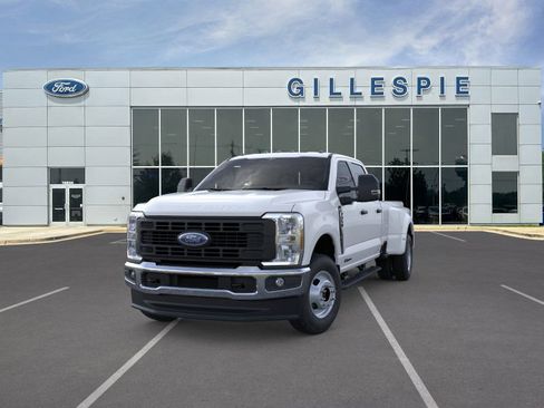 New 2026 Ford F350 XL image 2