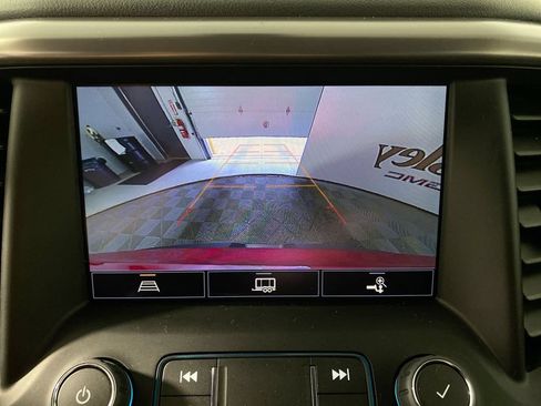 Used 2023 GMC Acadia AT4 w/ Trailering Package AWD/4WD image 17