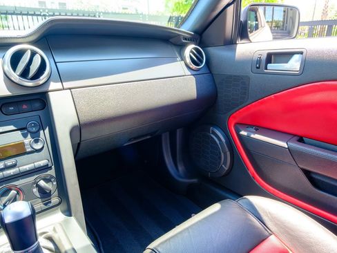 Used 2007 Ford Mustang Shelby GT500 RWD image 35