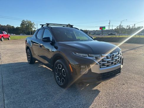 Used 2022 Hyundai Santa Cruz SEL Premium image 2