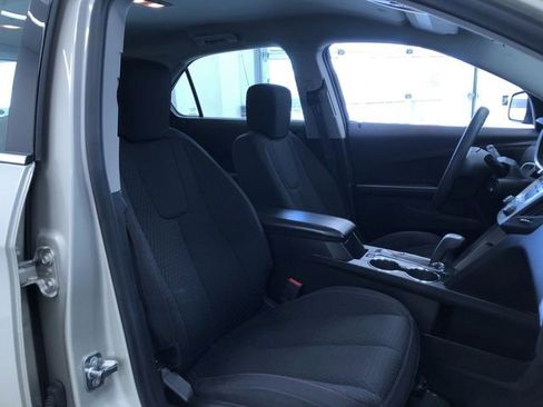 Used 2015 Chevrolet Equinox LS image 22