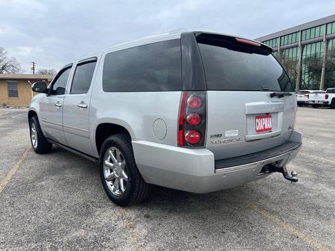 Used 2010 GMC Yukon XL Denali image 7
