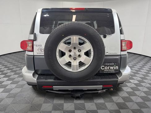 Used 2008 Toyota FJ Cruiser 4WD image 5