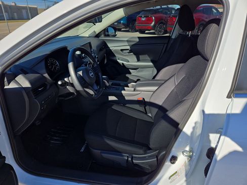 New 2025 Nissan Sentra S image 10