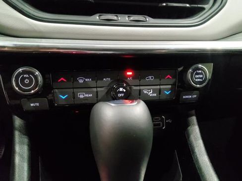 Used 2023 Jeep Compass Limited w/ Elite Group AWD/4WD image 30