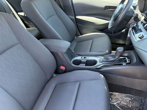 Used 2024 Toyota Corolla LE FWD image 29