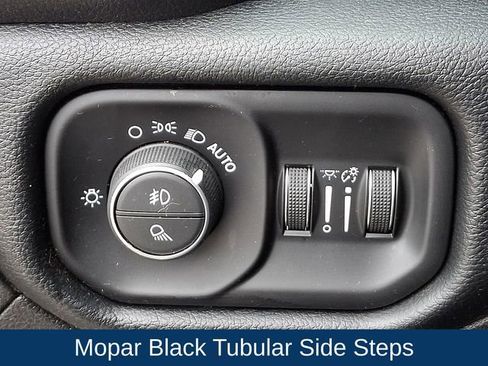 Used 2021 RAM 1500 Laramie image 26