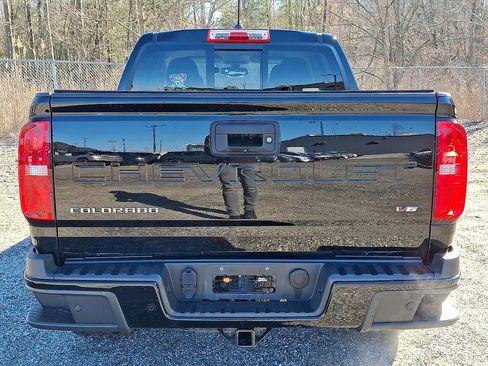 Used 2022 Chevrolet Colorado Z71 image 5